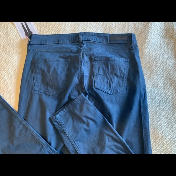 NEW! Ankle Skinny Jeans. Calvin Klein. Blue Sz 12 - Picture 4 of 4